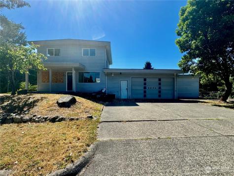 8834 Alaska Tacoma WA 98444