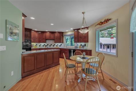 103 SE Alder Manor Lane Shelton WA 98584