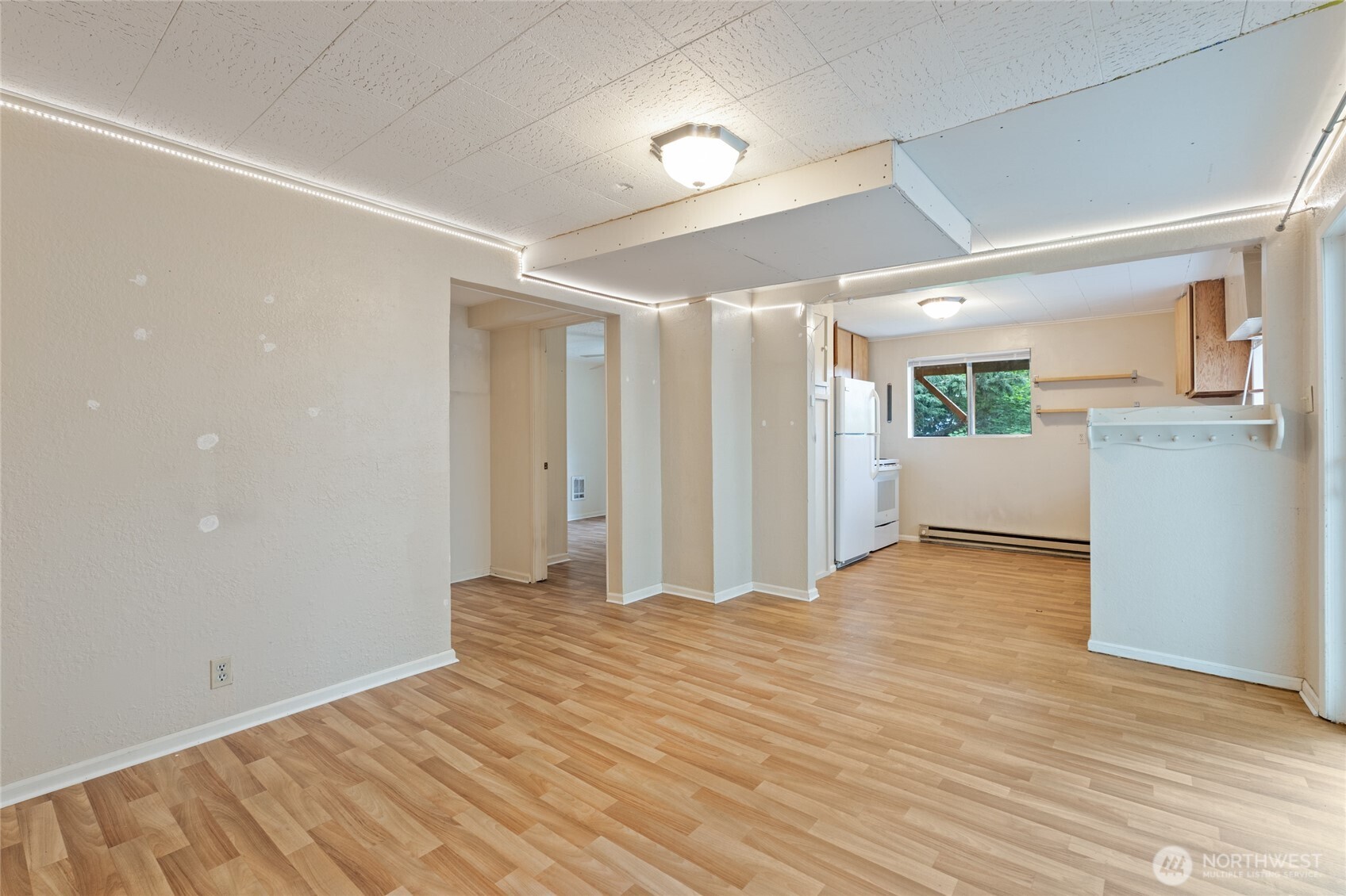 6737 Sycamore Avenue NW Seattle WA 98117