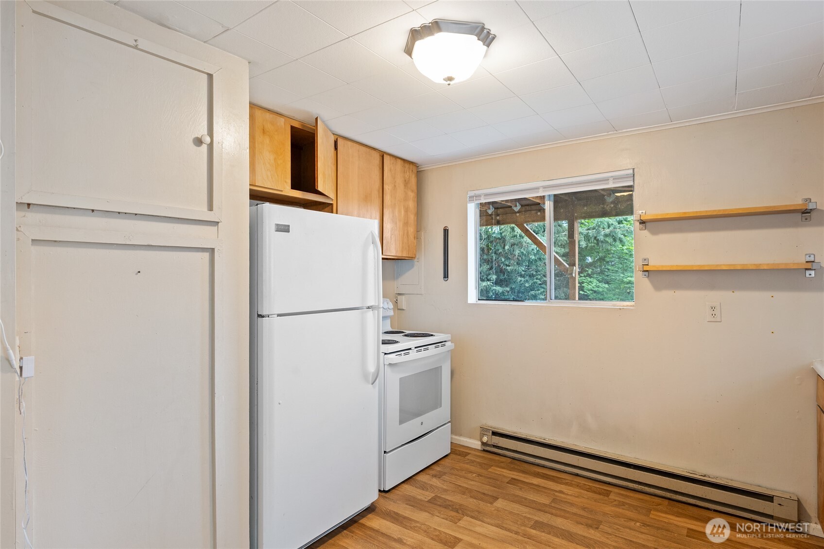 6737 Sycamore Avenue NW Seattle WA 98117