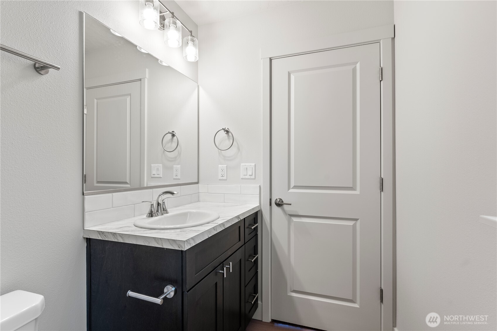 202 N Sandy Loop Moses Lake WA 98837