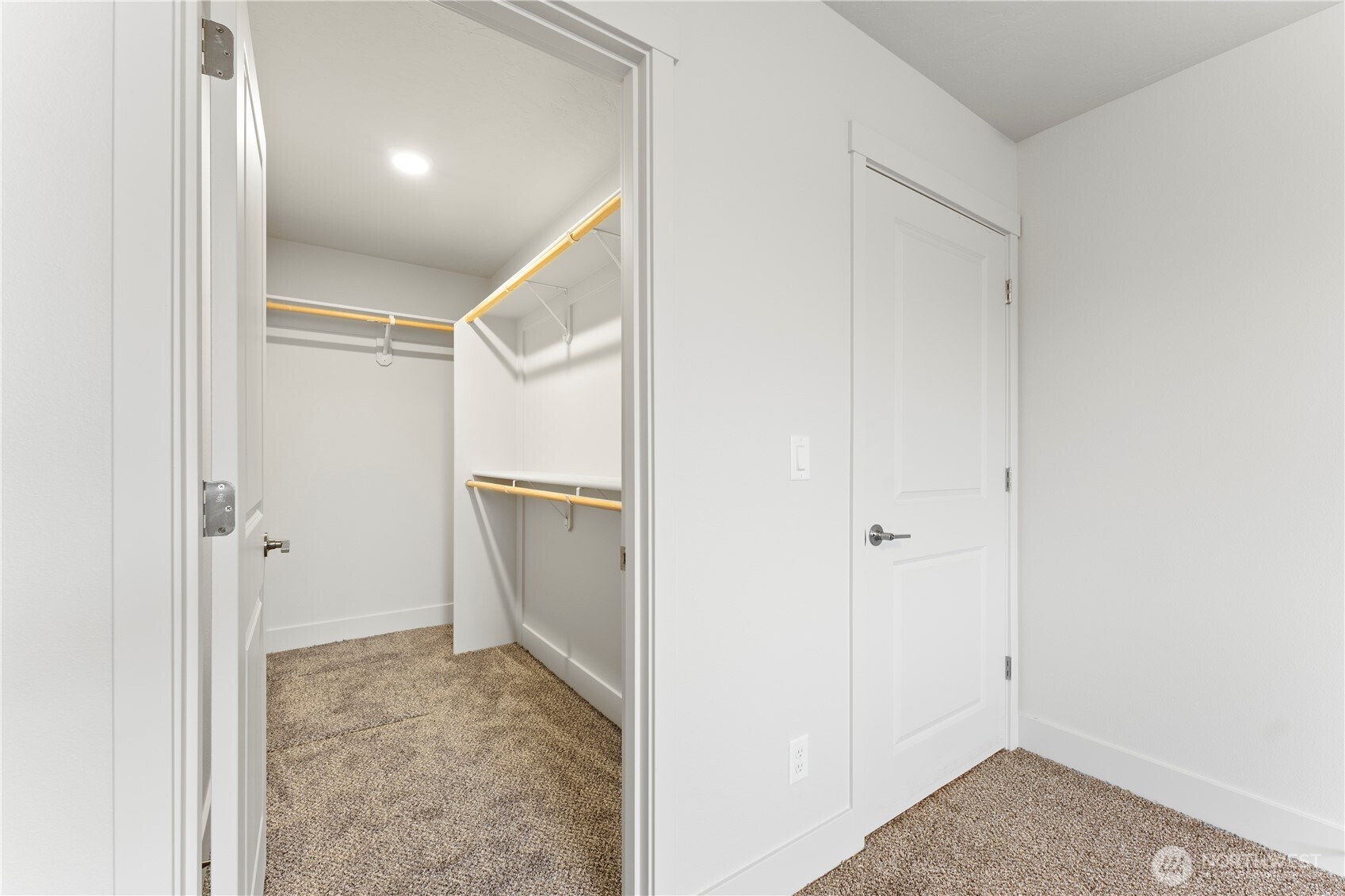 202 N Sandy Loop Moses Lake WA 98837