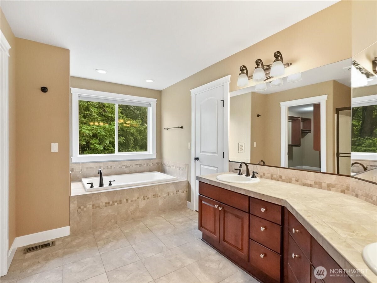 2321 Alder Street Milton WA 98354