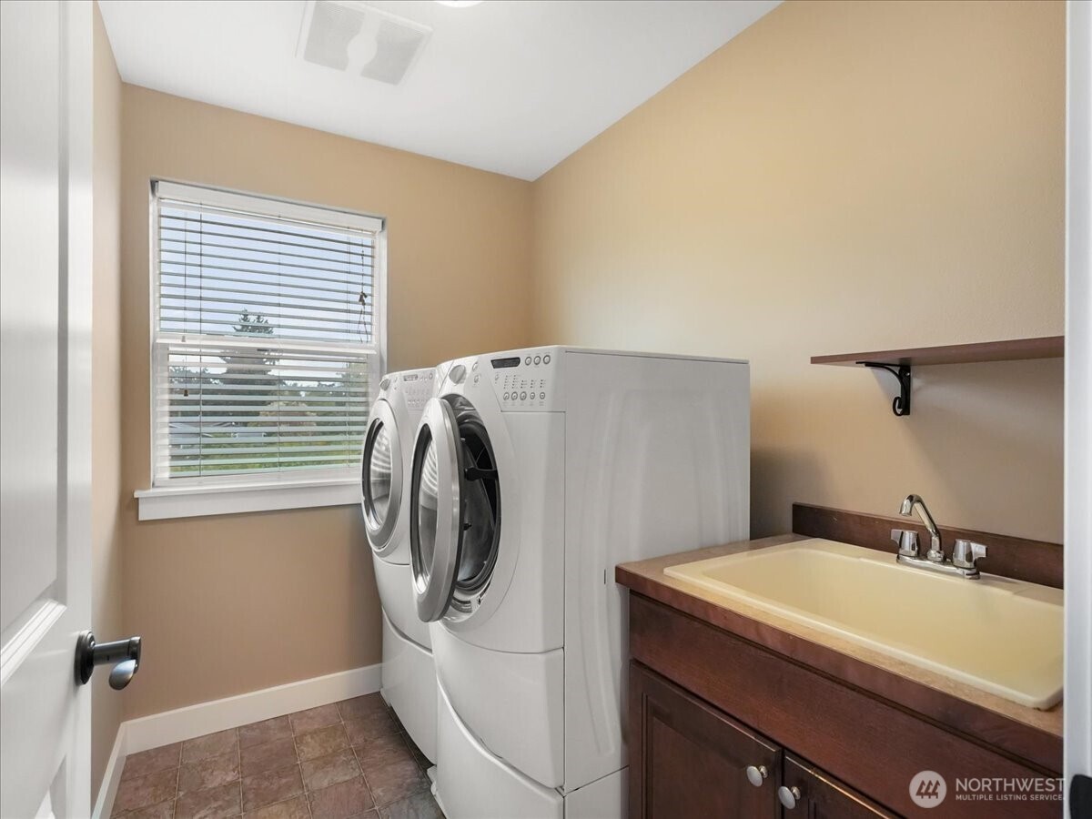 2321 Alder Street Milton WA 98354