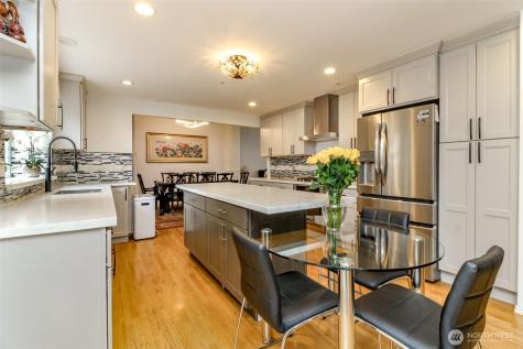 9307 S 237th Place Kent WA 98031