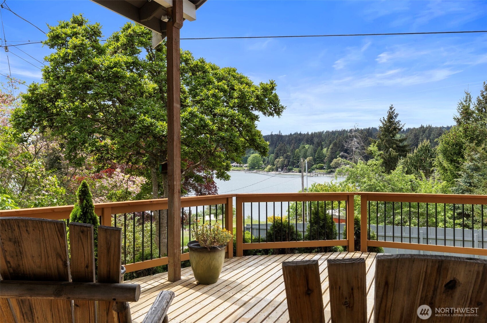 21275 Indianola Road NE Poulsbo WA 98370