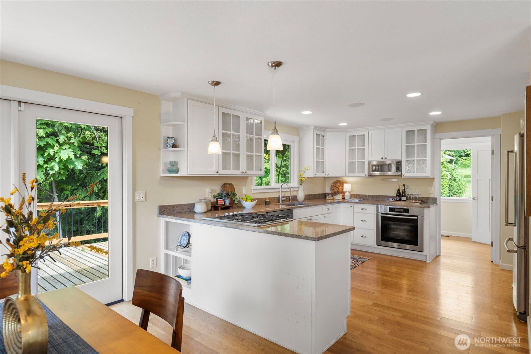 21275 Indianola Road NE Poulsbo WA 98370