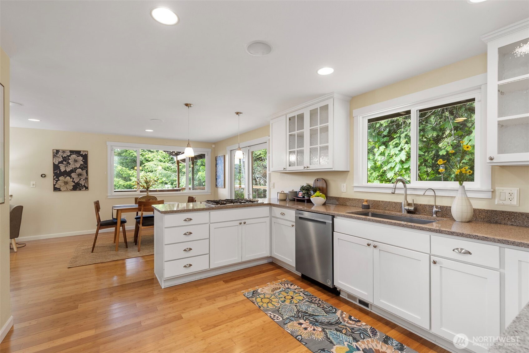 21275 Indianola Road NE Poulsbo WA 98370