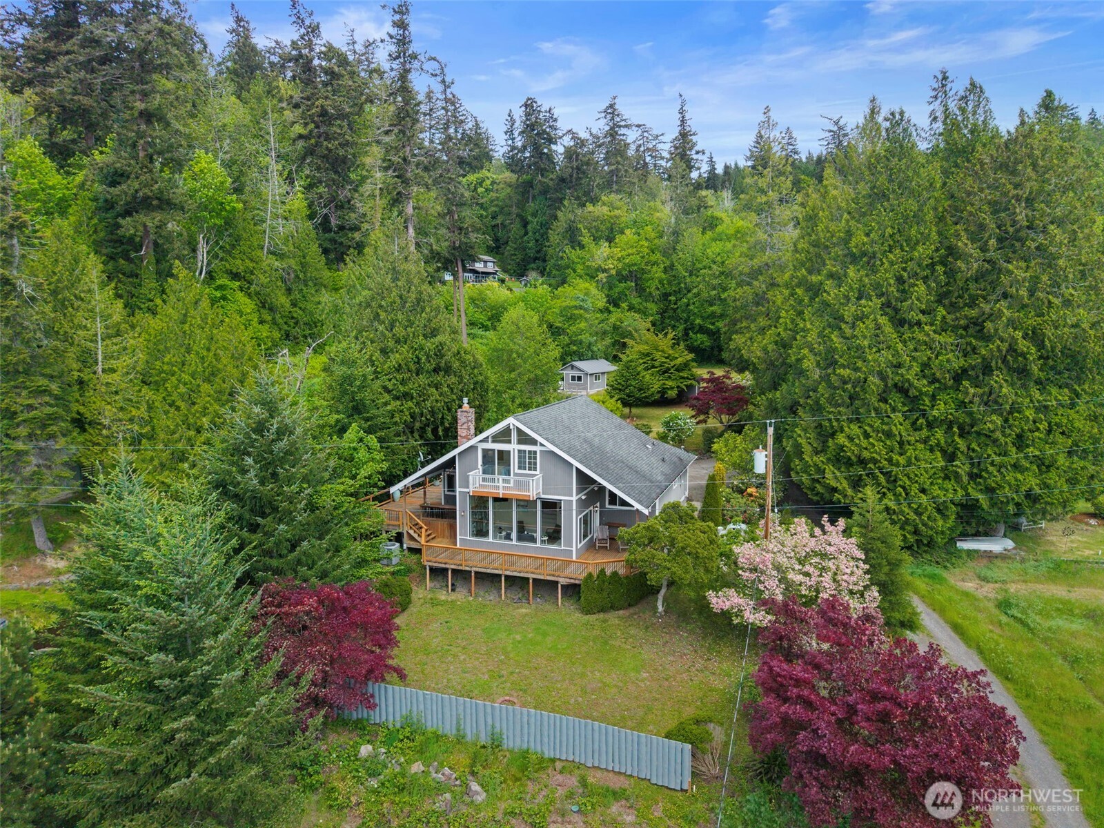 21275 Indianola Road NE Poulsbo WA 98370