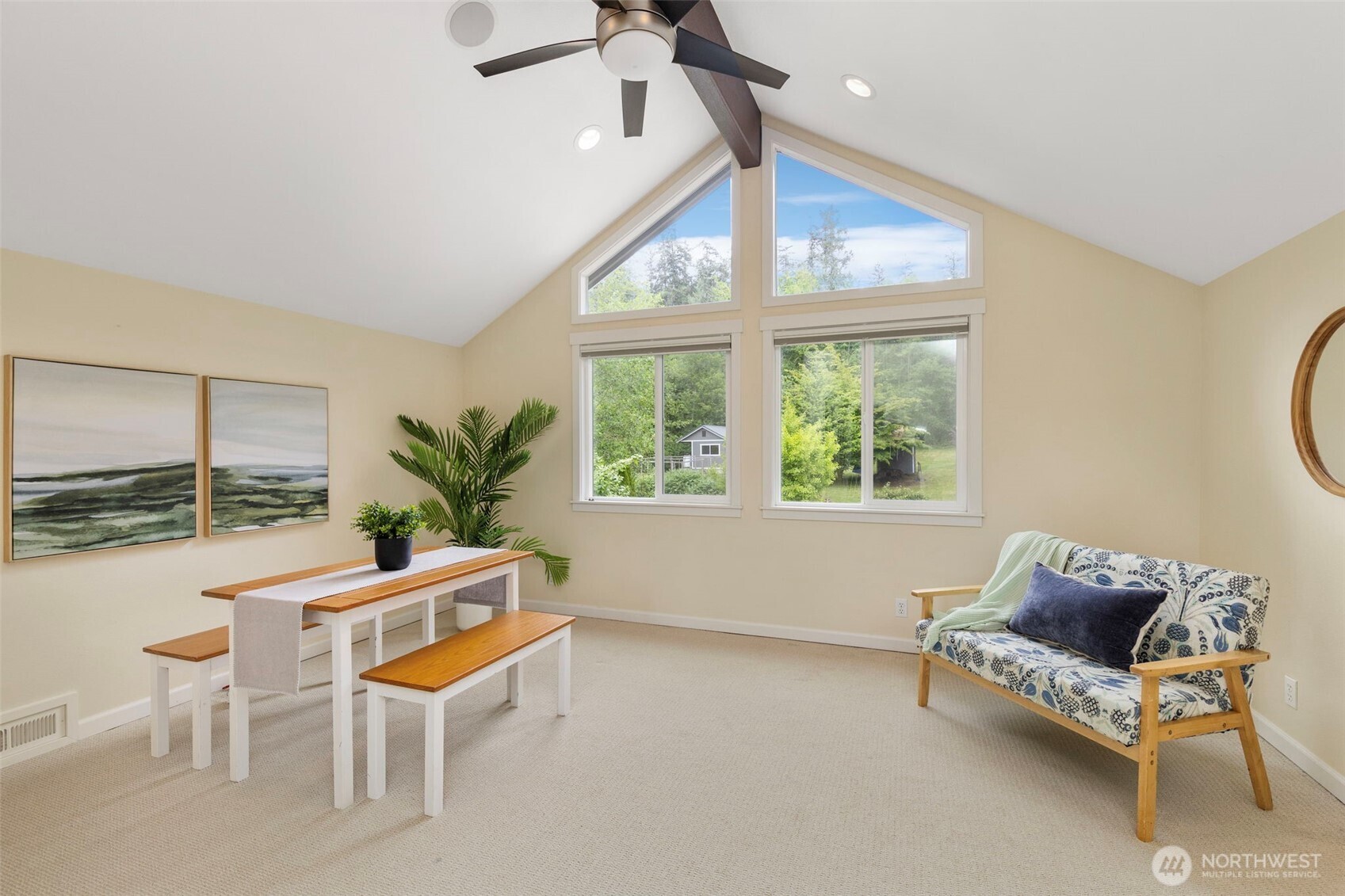21275 Indianola Road NE Poulsbo WA 98370