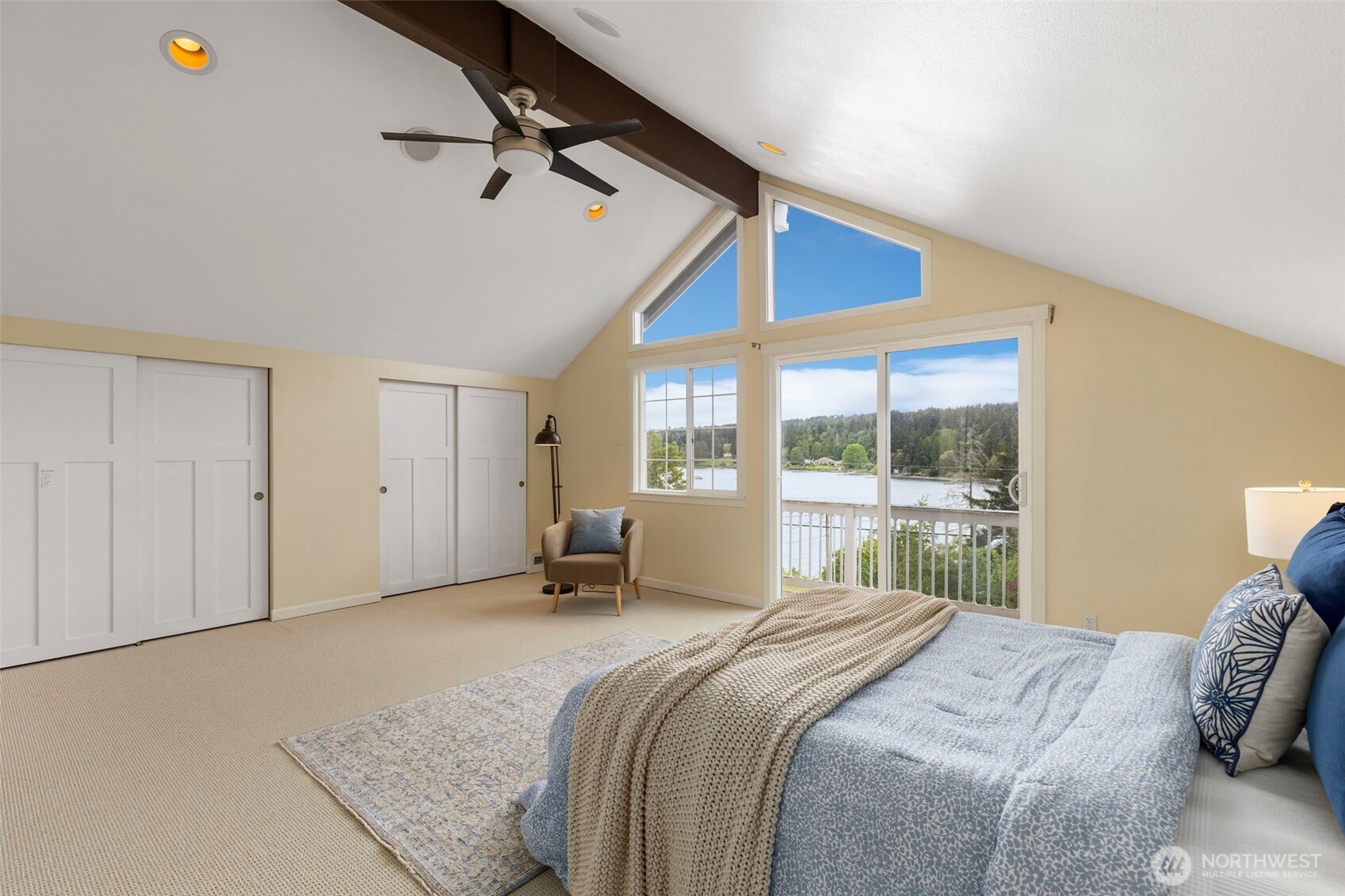 21275 Indianola Road NE Poulsbo WA 98370