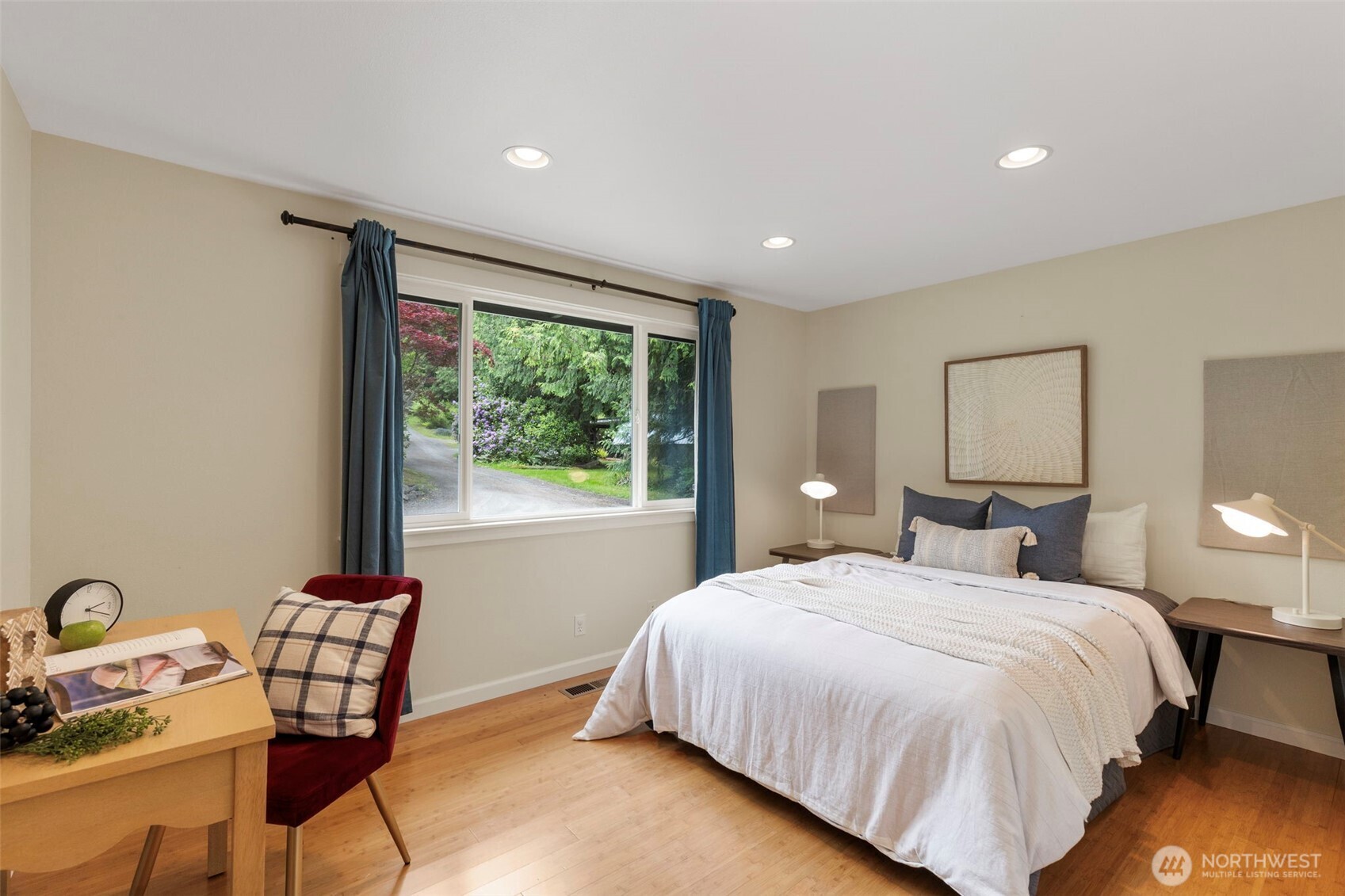 21275 Indianola Road NE Poulsbo WA 98370