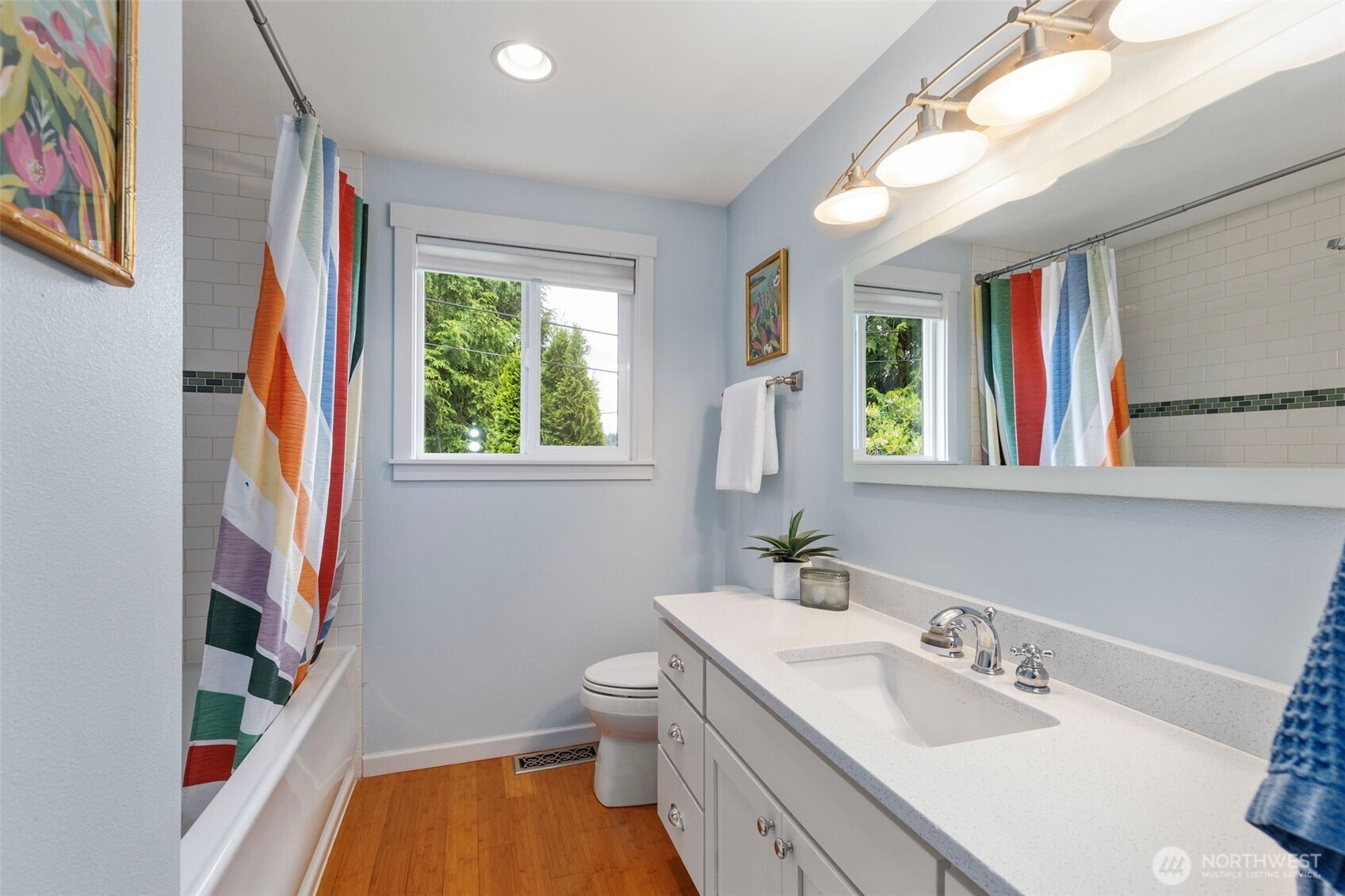 21275 Indianola Road NE Poulsbo WA 98370