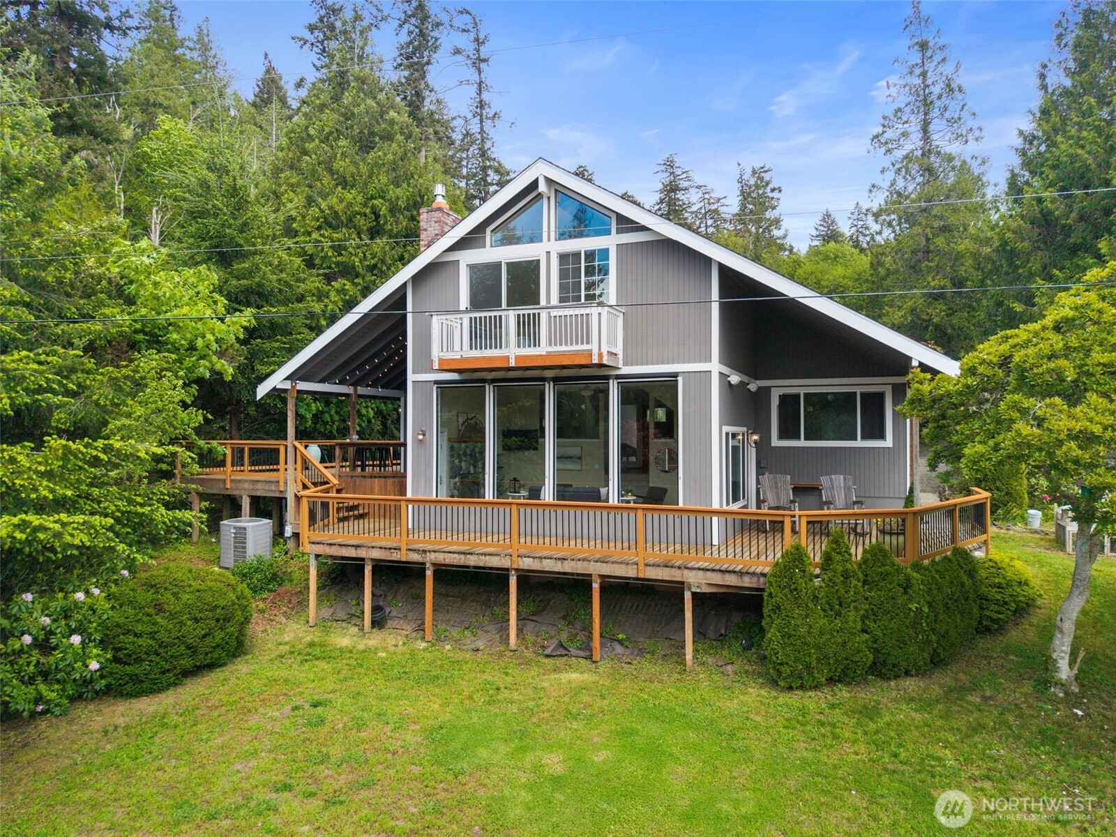 21275 Indianola Road NE Poulsbo WA 98370