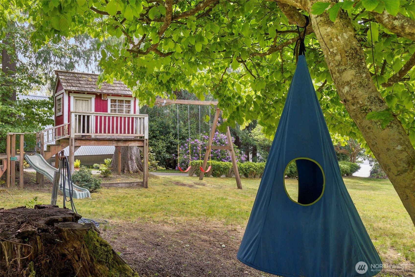 21275 Indianola Road NE Poulsbo WA 98370