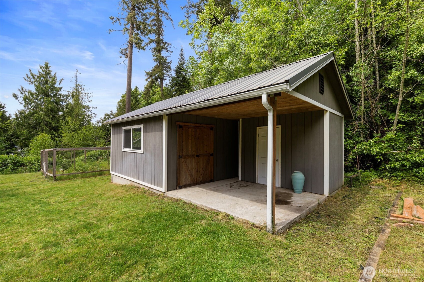 21275 Indianola Road NE Poulsbo WA 98370