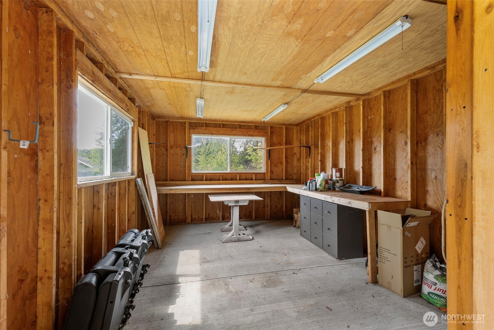 21275 Indianola Road NE Poulsbo WA 98370