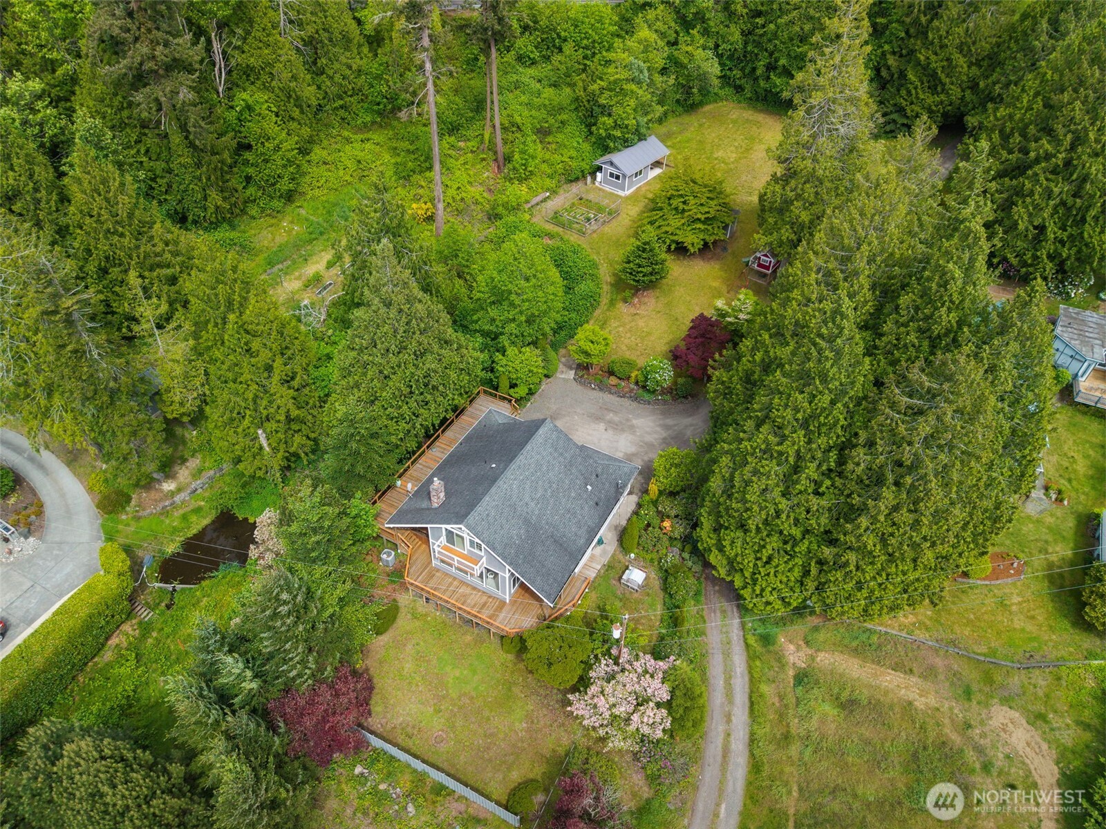 21275 Indianola Road NE Poulsbo WA 98370