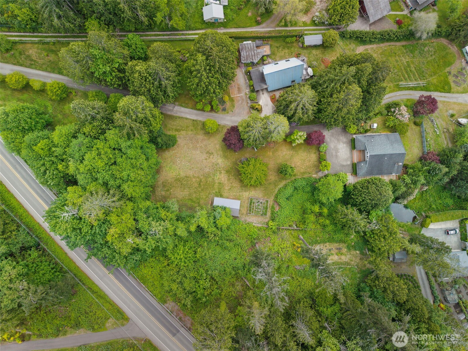 21275 Indianola Road NE Poulsbo WA 98370