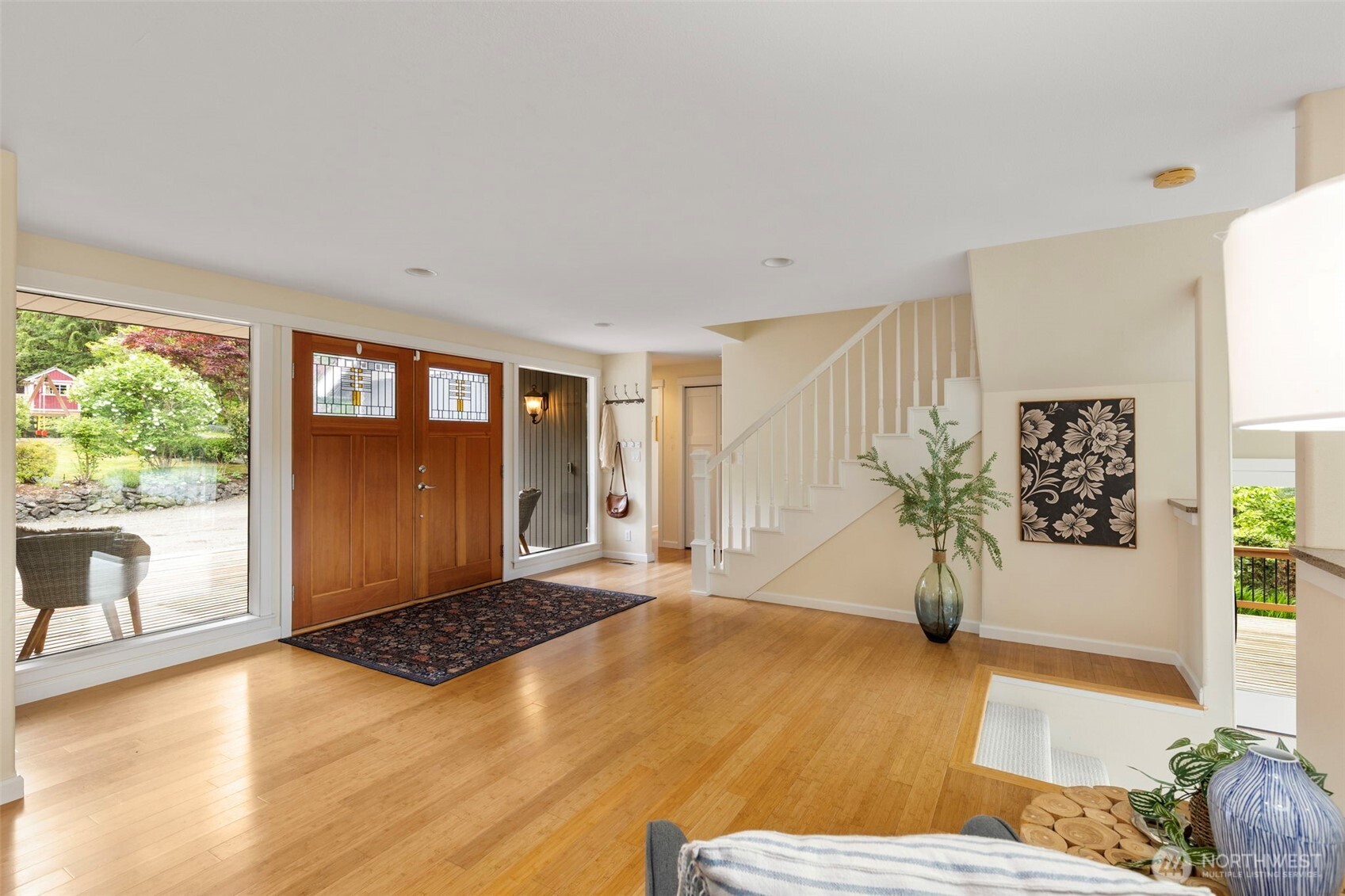 21275 Indianola Road NE Poulsbo WA 98370