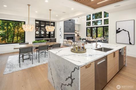 30 Enatai Drive Bellevue WA 98004