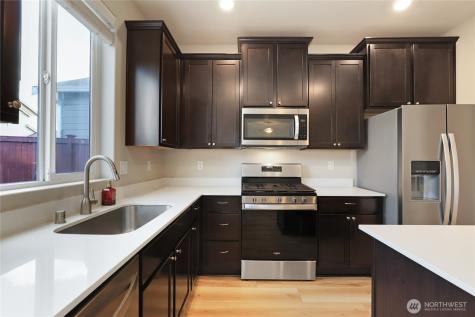 4758 Driftwood Street Bremerton WA 98312