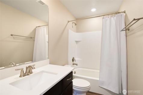 4758 Driftwood Street Bremerton WA 98312