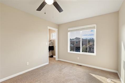 4758 Driftwood Street Bremerton WA 98312