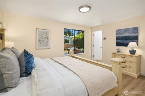 15015 SE 46th Place Bellevue WA 98006