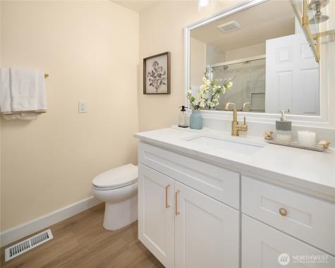 15015 SE 46th Place Bellevue WA 98006