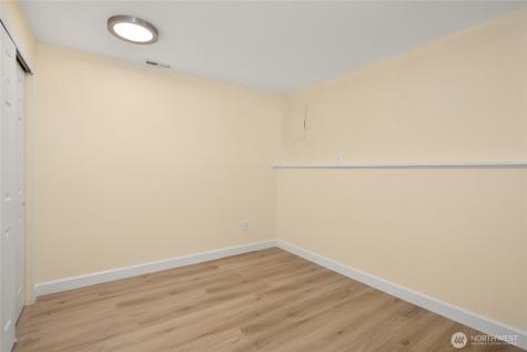15015 SE 46th Place Bellevue WA 98006