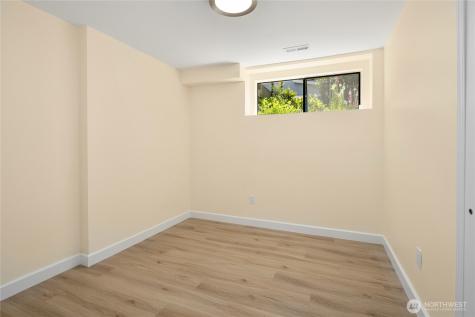 15015 SE 46th Place Bellevue WA 98006
