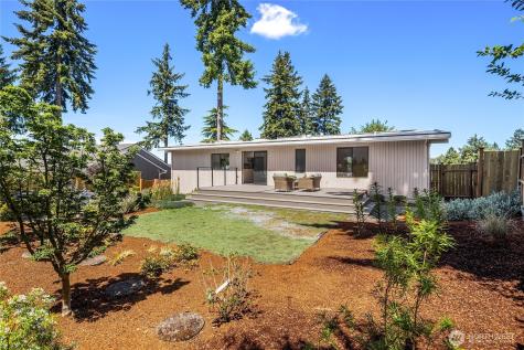 15015 SE 46th Place Bellevue WA 98006
