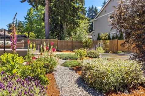 15015 SE 46th Place Bellevue WA 98006
