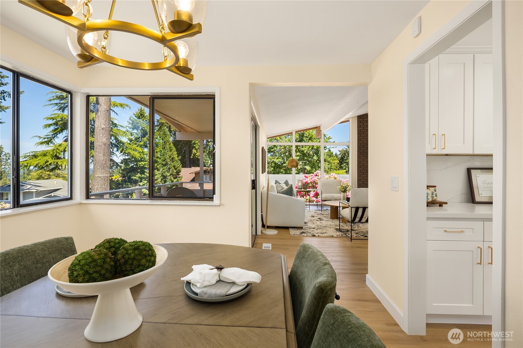 15015 SE 46th Place Bellevue WA 98006
