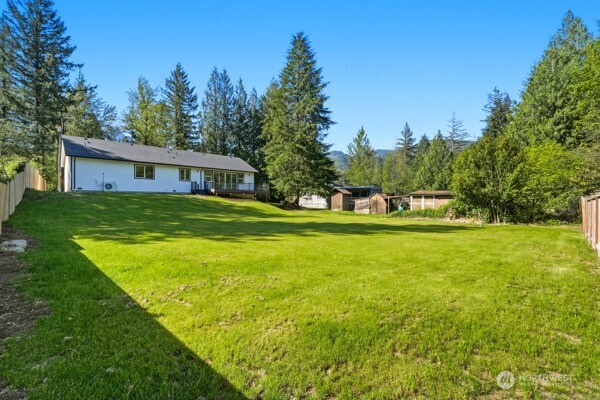 44421 Pine Road Gold Bar WA 98251