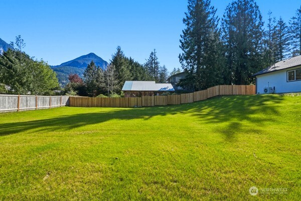 44421 Pine Road Gold Bar WA 98251