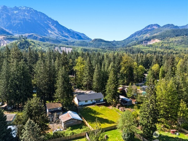 44421 Pine Road Gold Bar WA 98251