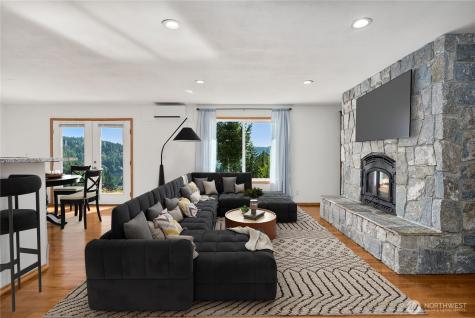 151 NE Myrlis Joy Drive Tahuya WA 98588