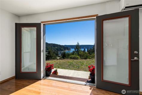 151 NE Myrlis Joy Drive Tahuya WA 98588