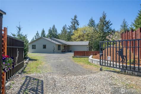 151 NE Myrlis Joy Drive Tahuya WA 98588