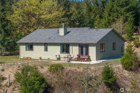 151 NE Myrlis Joy Drive Tahuya WA 98588