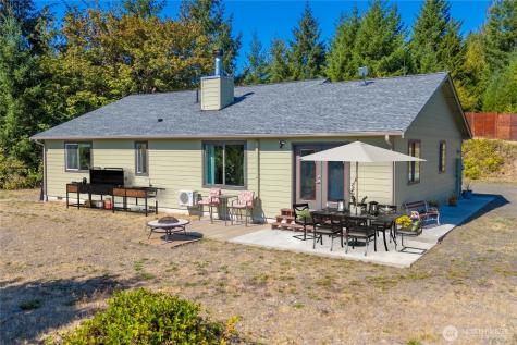 151 NE Myrlis Joy Drive Tahuya WA 98588
