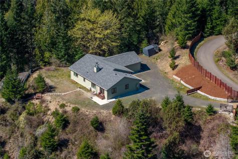 151 NE Myrlis Joy Drive Tahuya WA 98588