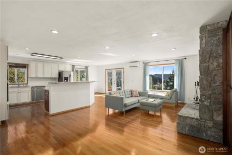 151 NE Myrlis Joy Drive Tahuya WA 98588