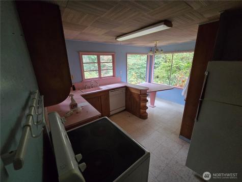10415 Slater Avenue NE Kirkland WA 98033