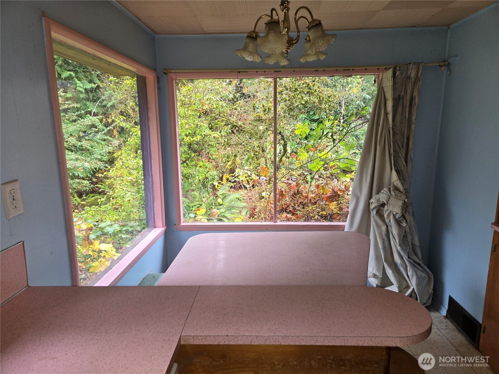10415 Slater Avenue NE Kirkland WA 98033
