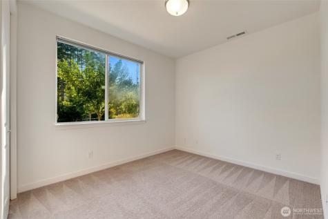 33133 Evergreen Avenue SE Black Diamond WA 98010