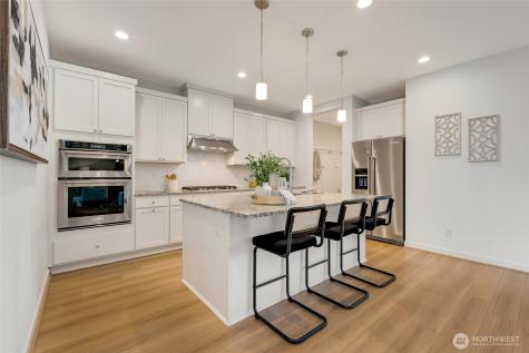 33133 Evergreen Avenue SE Black Diamond WA 98010