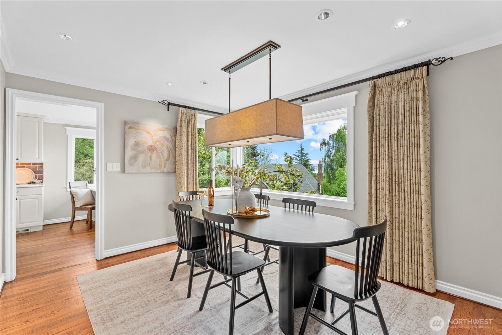 4565 E Laurel Drive NE Seattle WA 98105